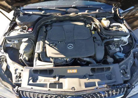 2013 Mercedes-Benz C 300 Sport 4Matic z USA, uszkodzony, nr VIN WDDGF8AB2DR251055